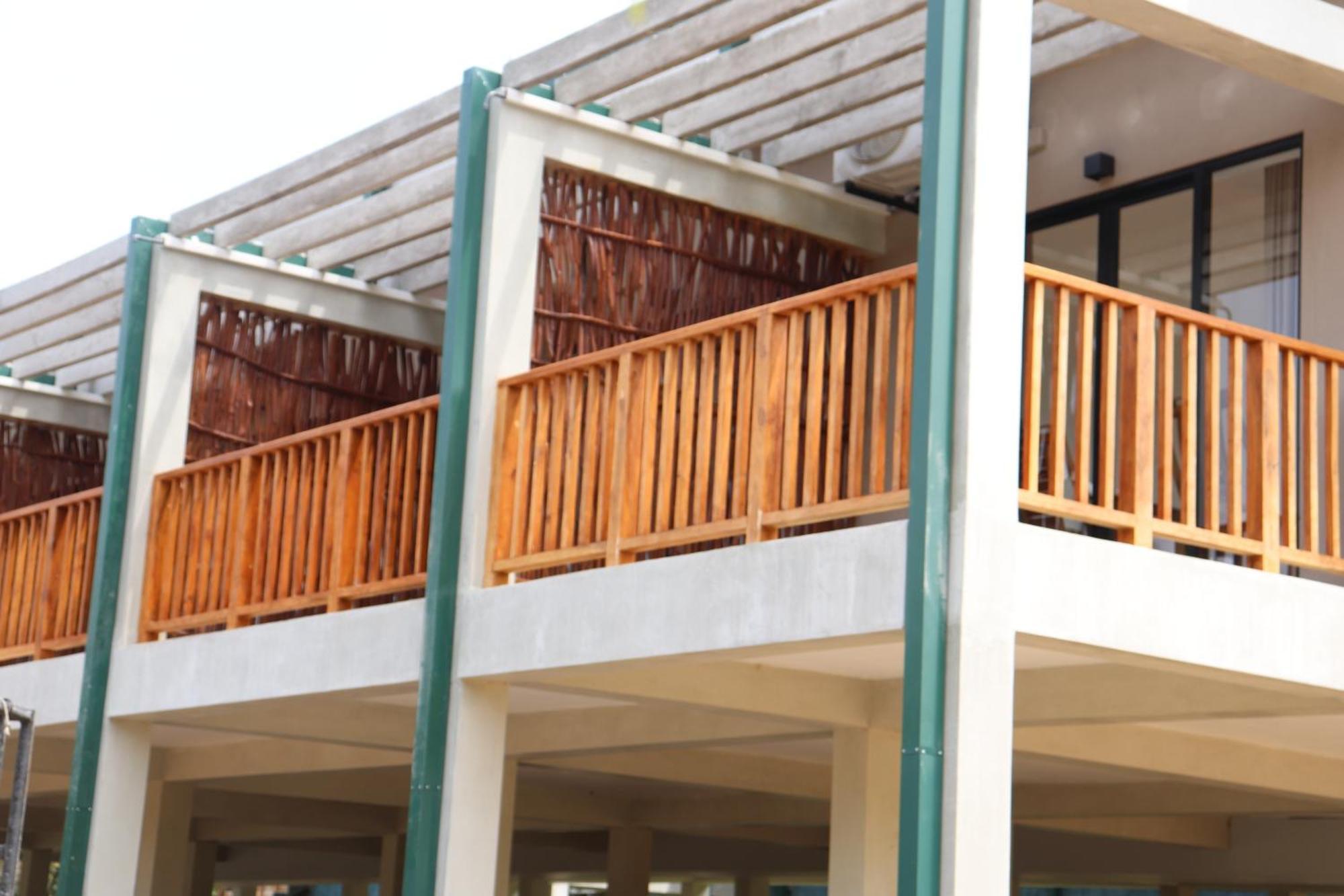 Kayjay Wild Wilpattu Hotel ภายนอก รูปภาพ